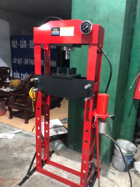 MÁY ÉP THỦY LỰC 30 TẤN BƠM TAY E5930CA
