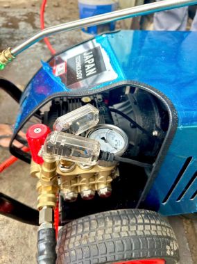 MÁY RỬA XE ÁP LỰC CAO BA PHA ERCC-3600-2